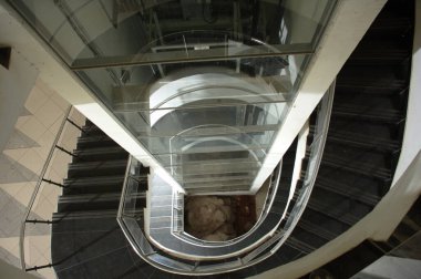 Binada merdiven var.