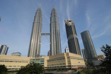 Mali Merkez Kuala Lumpur 'daki Petronas İkiz Kuleleri, Malezya