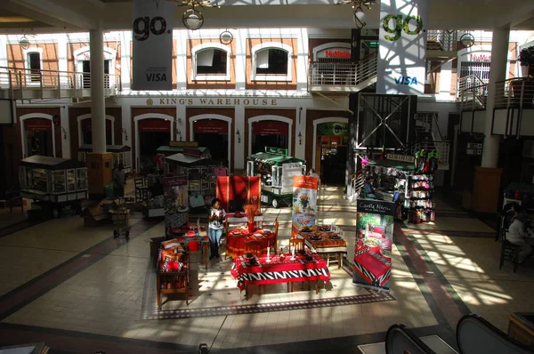 Kursi Dan Meja Restoran — Stok Foto