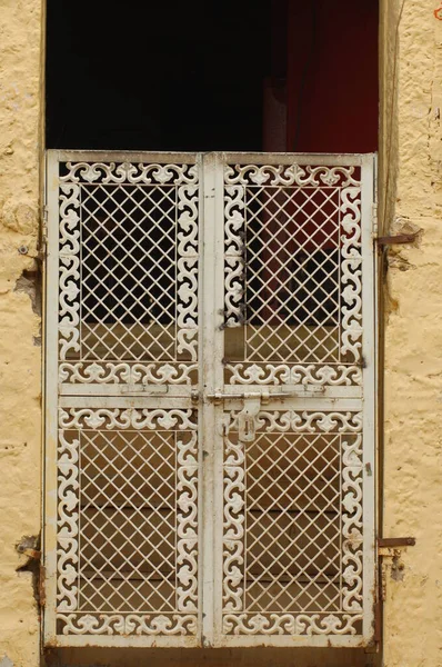 Eski Bir Evin Penceresi — Stok fotoğraf