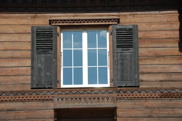 Вікно Старовинного Будинку — стокове фото