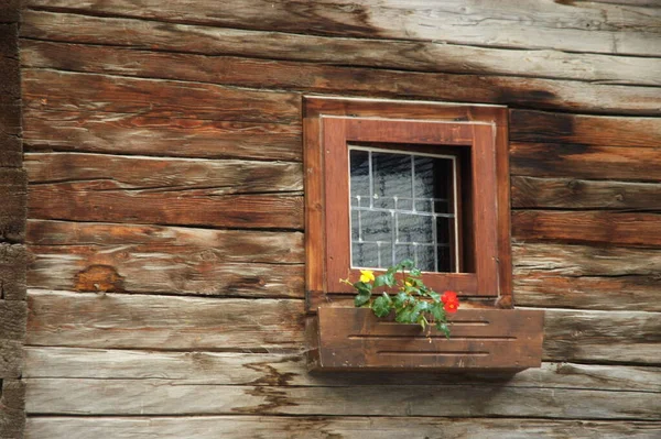 Вікно Старовинного Будинку — стокове фото