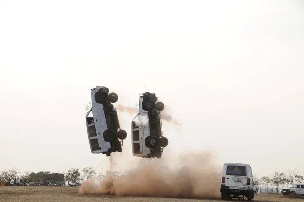 Auto Při Výbuchu Bomby — Stock fotografie