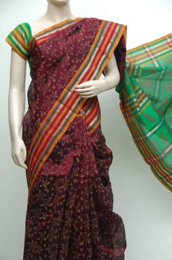 Doğal İpek Hint Sarisi