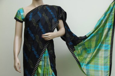 Doğal İpek Hint Sarisi