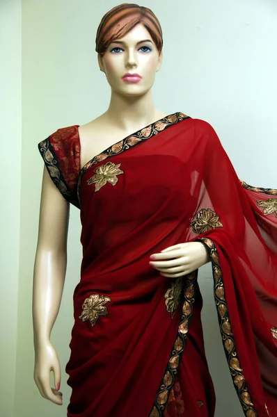 Natural Silk Indian Sari — ストック写真