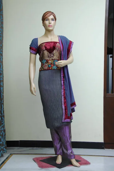 Natural Silk Indian Sari — ストック写真