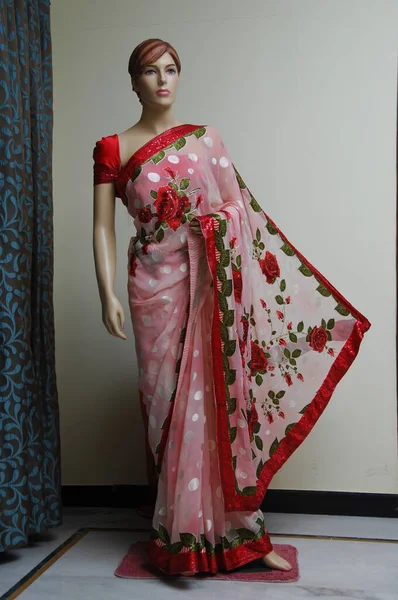 Natural Silk Indian Sari — 스톡 사진