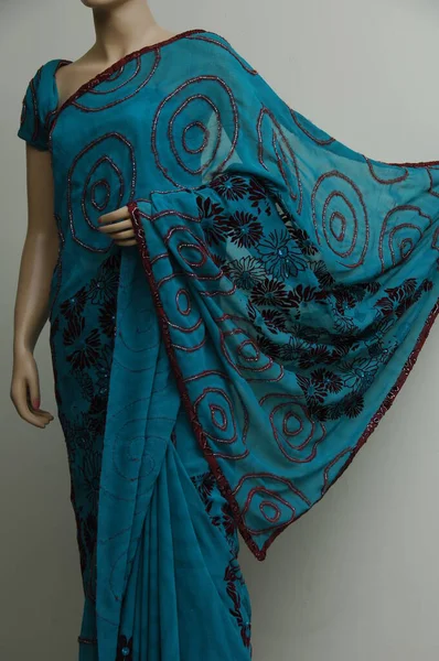 Natural Silk Indian Sari — ストック写真