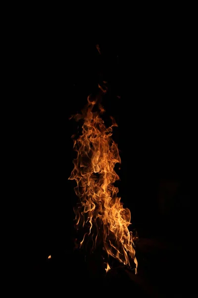 Llama Fuego Aislada Sobre Fondo Negro —  Fotos de Stock