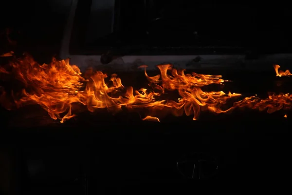 Llama Fuego Aislada Sobre Fondo Negro — Foto de Stock