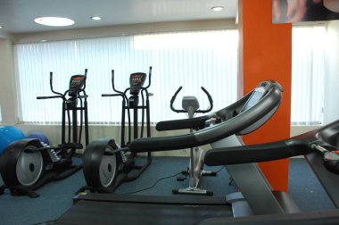 Bir Spor Salonu İçi Ekipmanı