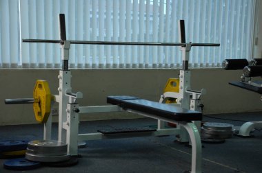 Bir Spor Salonu İçi Ekipmanı