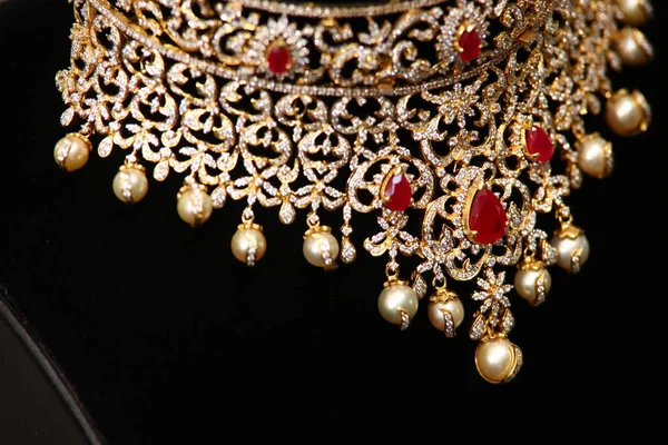 Indický Kámen Zlato Šperky Makro Shot — Stock fotografie