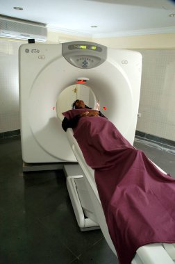 Hastanede MRI Tarayıcı Ekipmanı