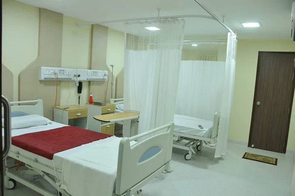 Paturi Camera Spital — Fotografie, imagine de stoc