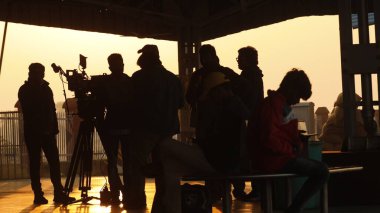 Film Ekibi silueti iş başında