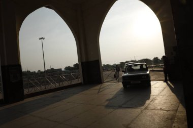 silhouettes at Corridor Arch Gate