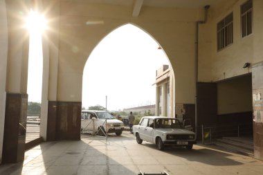 silhouettes at Corridor Arch Gate