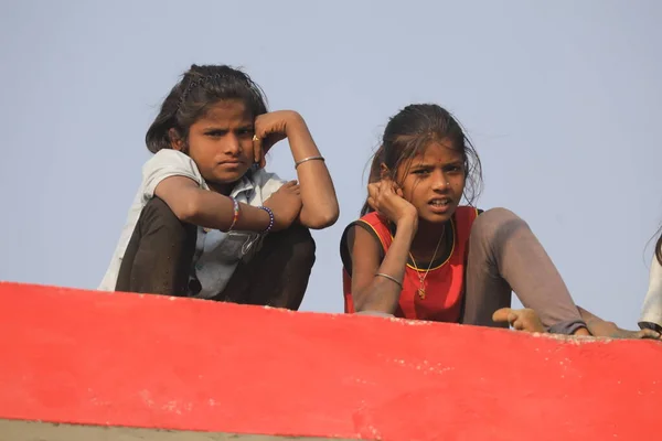 Індійські Бідні Діти Дивляться Хайдарабад Індія Серпня 2022 Року — стокове фото