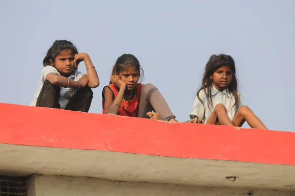 Indian Poor Children Watching Hyderabad India 2Nd Aug 2022 — Fotografia de Stock