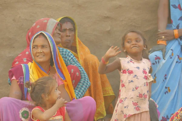 Indian Mother Child Watching 2Nd Aug 2022 Hyderabad India — ストック写真