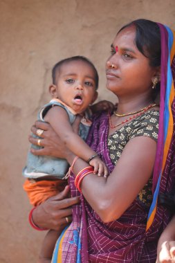 Poor Mother and kid Hyderabad India 2nd Aug 2022