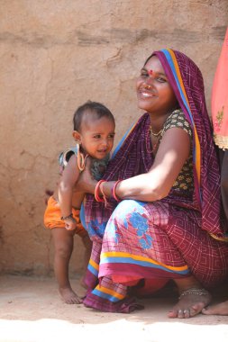 Poor Mother and kid Hyderabad India 2nd Aug 2022