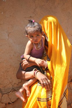 Poor Mother and kid Hyderabad India 2nd Aug 2022