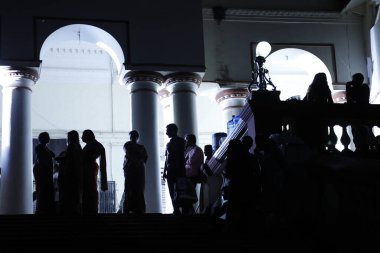 Film Ekibi silueti iş başında