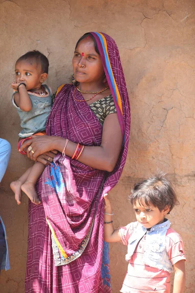 Poor Mother and kid Hyderabad India 2nd Aug 2022