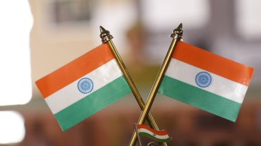 Masadaki Hint Bayrağı