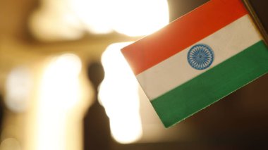 Masadaki Hint Bayrağı