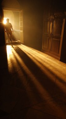 Kapıdaki insanların siluetleri