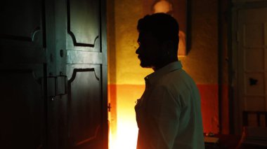 Man Head Silueti yakın plan