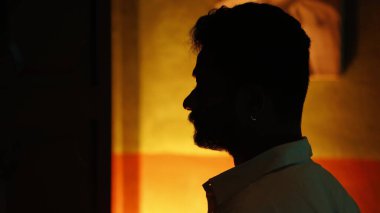 Man Head Silueti yakın plan