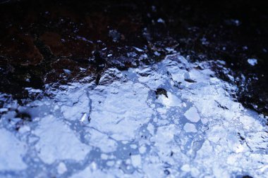 Sudaki yağ dokusu Ay ışığı