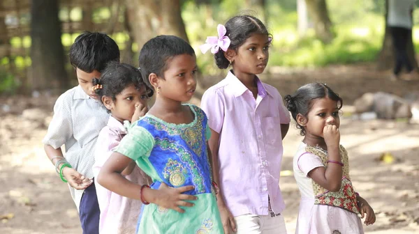 Indiano Pobre Crianças Assistindo Hyderabad Índia 22Nd Aug 2022 — Fotografia de Stock