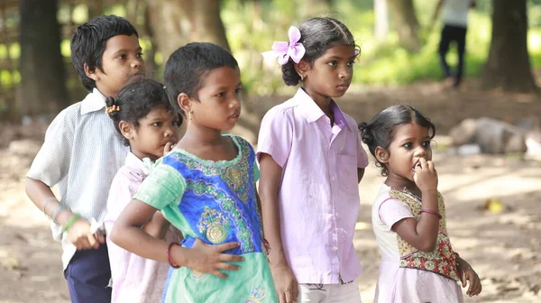 Arme Indische Kinder Beobachten Hyderabad Indien August 2022 — Stockfoto