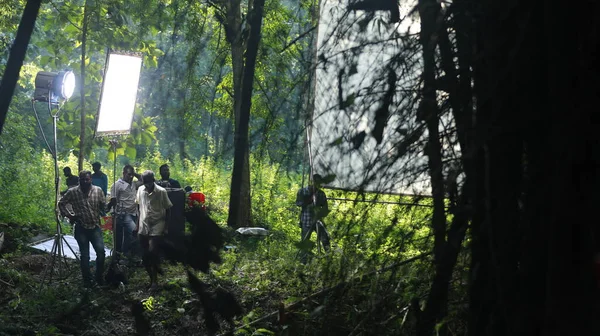 Film Crew Σιλουέτα Στη Δουλειά — Φωτογραφία Αρχείου