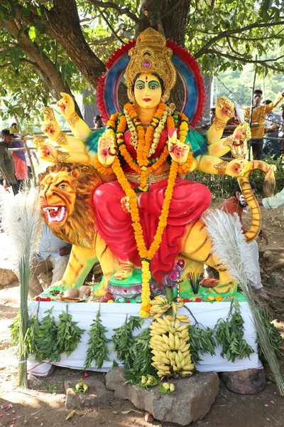 Hindu God Statue Tree — Stock fotografie