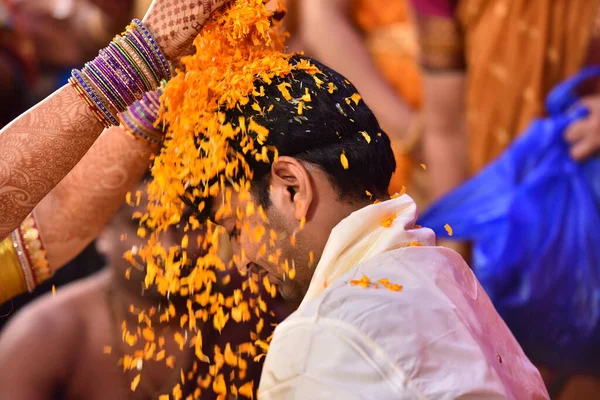 Geleneksel Hindu düğün töreni Hyderabad Hindistan 11 Ekim 2022