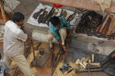 Hyderabad Hindistan 'daki işyerindeki insanlar 25 Ağustos 2022