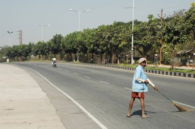 Hyderabad Hindistan 'daki işyerindeki insanlar 25 Ağustos 2022