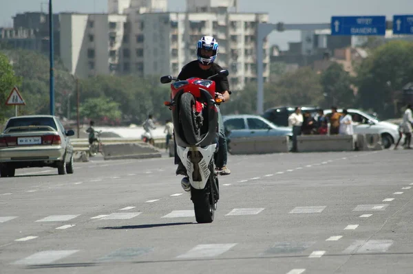 Motociclistas Cidade Road Hyderabad Índia 25Th Aug 2022 — Fotografia de Stock