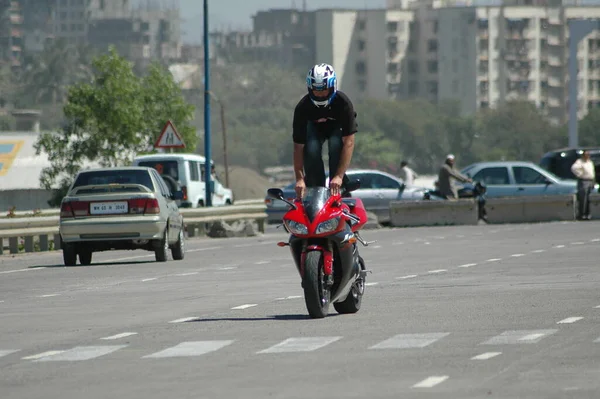 Motorrad Fahrer Auf Der City Road Hyderabad Indien August 2022 — Stockfoto