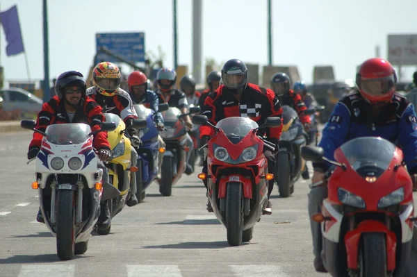 Motocicleta Jinetes Ciudad Carretera Hyderabad India Ago 2022 — Foto de Stock