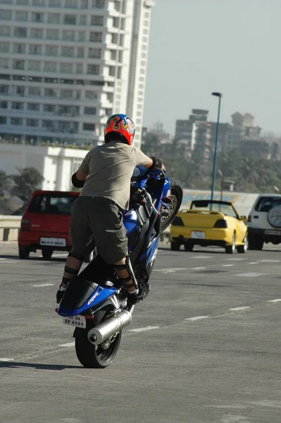 Motociclistas Cidade Road 25Th Aug 2022 Hyderabad Índia — Fotografia de Stock