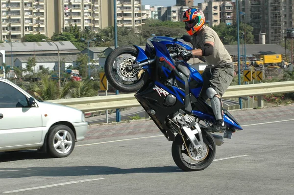 Moto Jinetes Ciudad Carretera Ago 2022 Hyderabad India — Foto de Stock