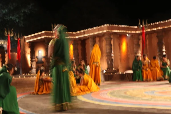 Görüntü Dansçıları Tapınakta — Stok fotoğraf